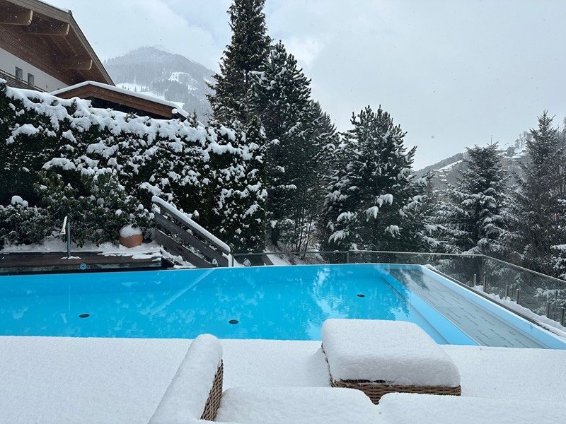 Romantischer Ski-Traumurlaub im schneeweißen Salzburger Land