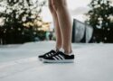 Adidas Samba diskutiert – ist der Sneaker-Klassiker in 2026 in oder out?
